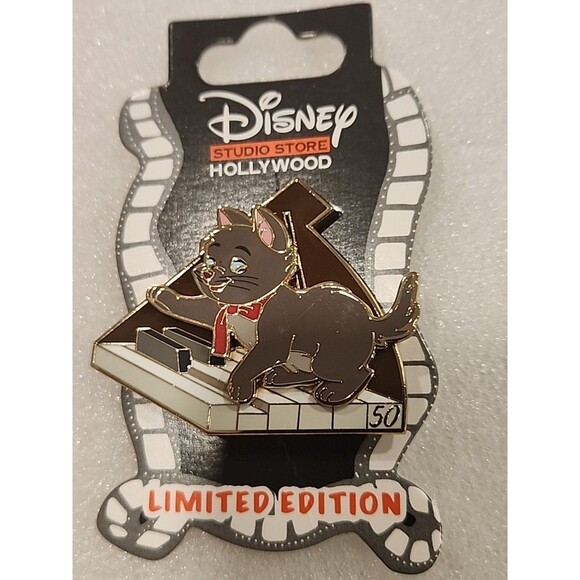 Disney Pin The Aristocats Berlioz Piano Keys 50th Anniversary DSSH LE 400 147739 - Picture 1 of 5